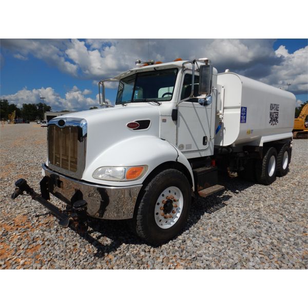 2010 PETERBILT 340 Water Truck