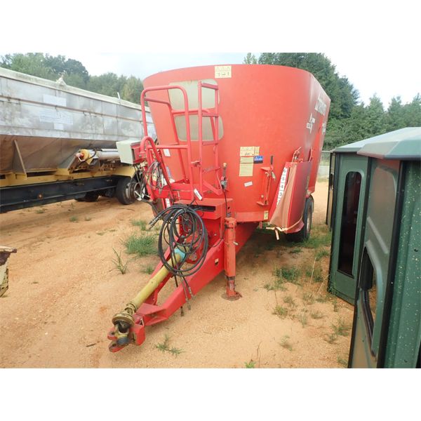 TRIOLEIET MULLOS SOLOMIS-2 ZK Feed / Mixer Wagon