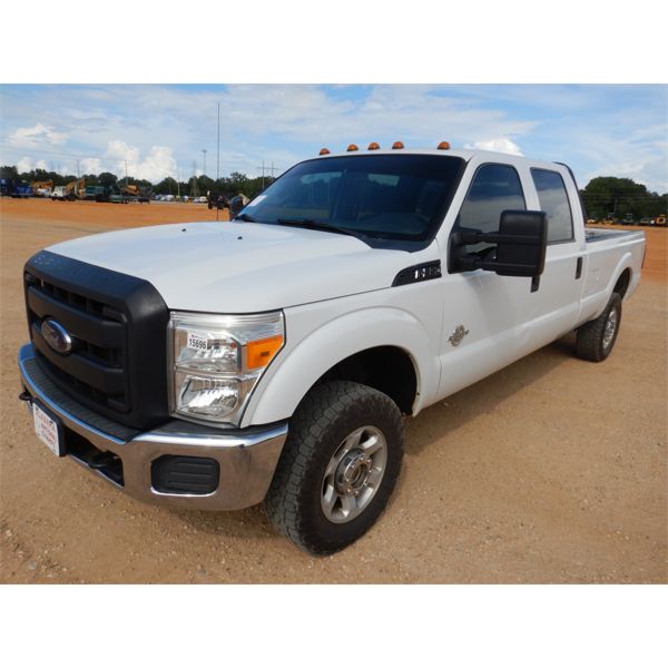 2016 FORD F350 XL Pickup Truck