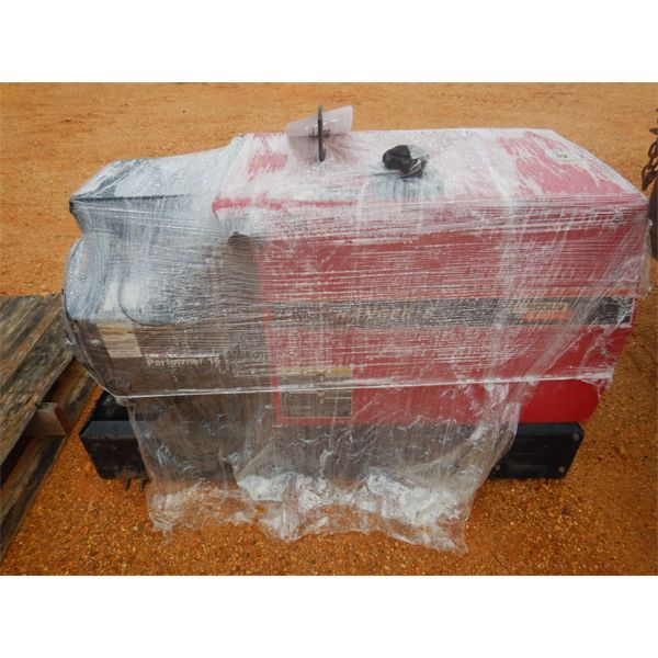 LINCOLN RANGER 8 WELDER