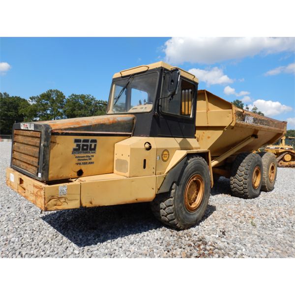 1998 CAT D300E Articulated Truck