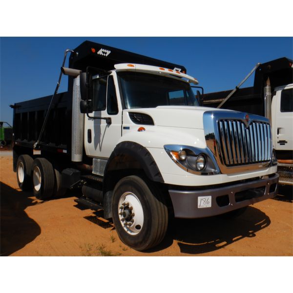 2012 INTERNATIONAL WORKSTAR 7600 Dump Truck