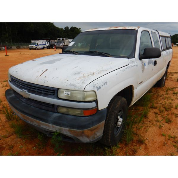 2002 CHEVROLET 1500 Pickup Truck