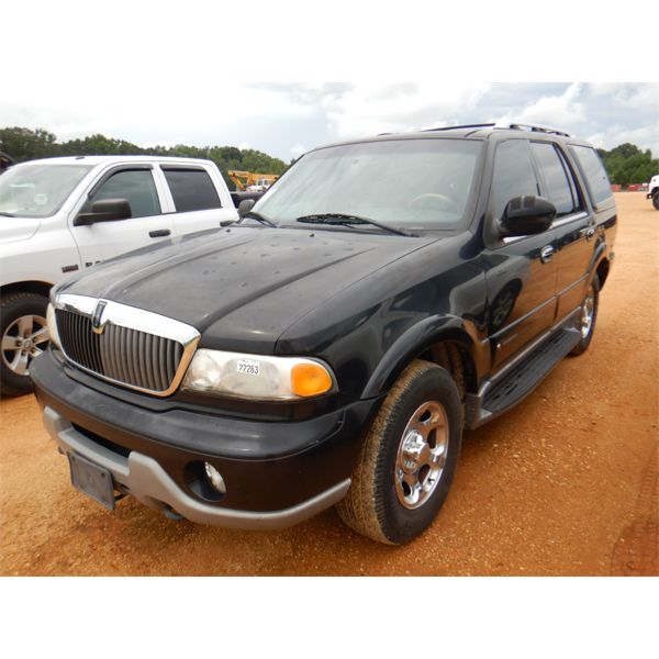 2001 LINCOLN NAVIGATOR SUV
