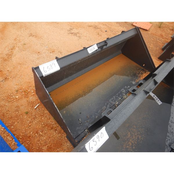 MS ATTACHMENTS 68" LOW PRO BUCKET