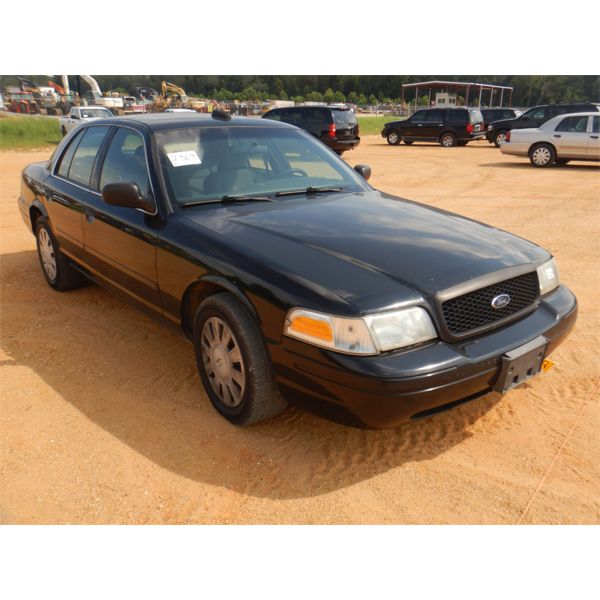 2008 FORD CROWN VICTORIA Automobile