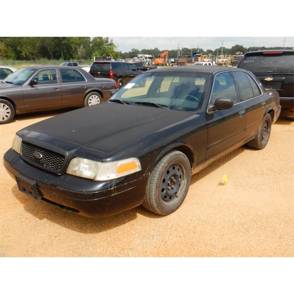 2006 FORD CROWN VICTORIA Automobile