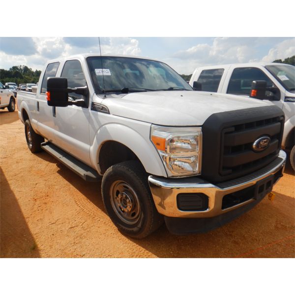 2014 FORD F250 XL Pickup Truck