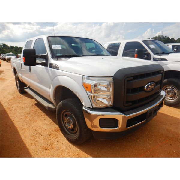 2014 FORD F250 XL Pickup Truck