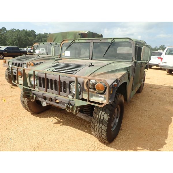 1995 AMERICAN GENERAL HUMVEE SUV