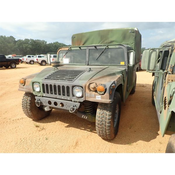 1995 AMERICAN GENERAL HUMVEE SUV