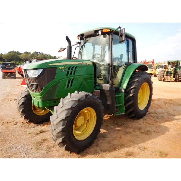 2014 JOHN DEERE 6105M Farm Tractor