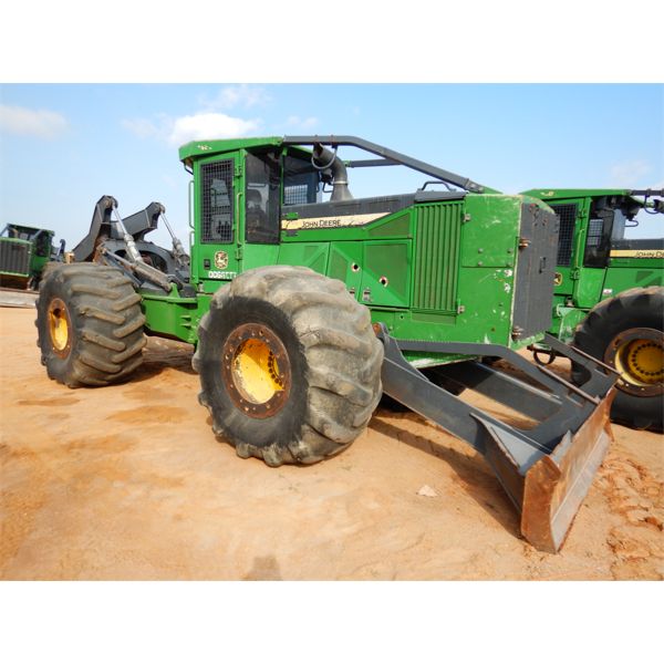 2017 JOHN DEERE 748L Skidder