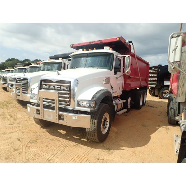 2007 MACK CTP713 Dump Truck