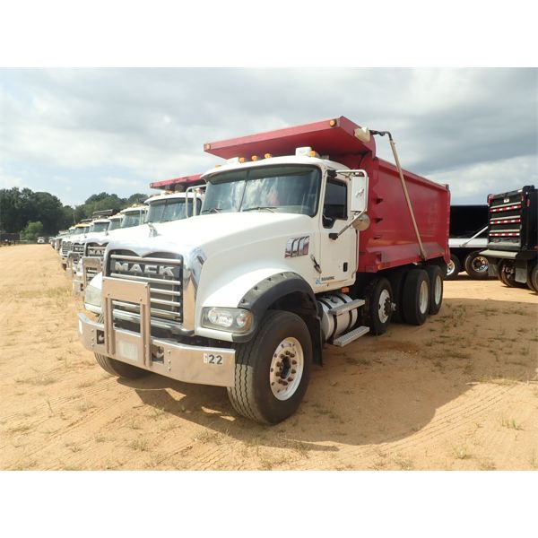 2007 MACK CTP713 Dump Truck