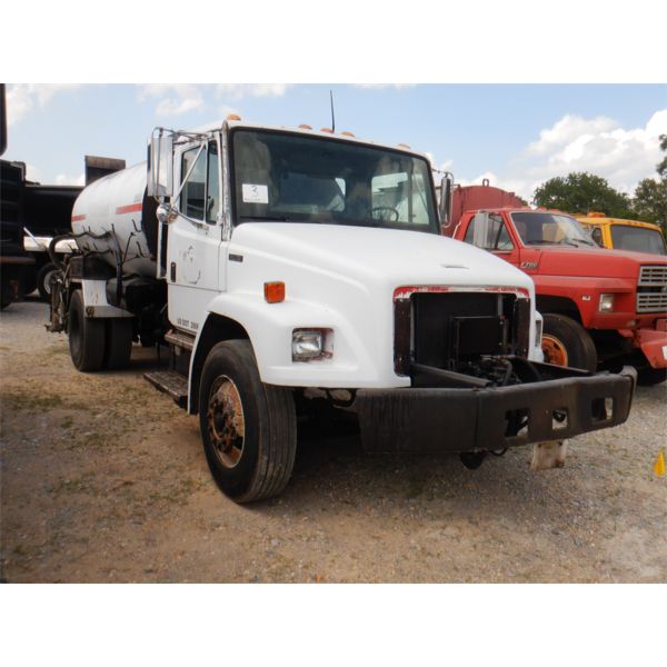 2000 FREIGHTLINER FL70 Asphalt Distributor Truck