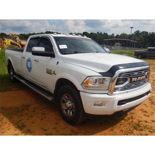 2016 RAM 2500 HEAVY DUTY Pickup Truck