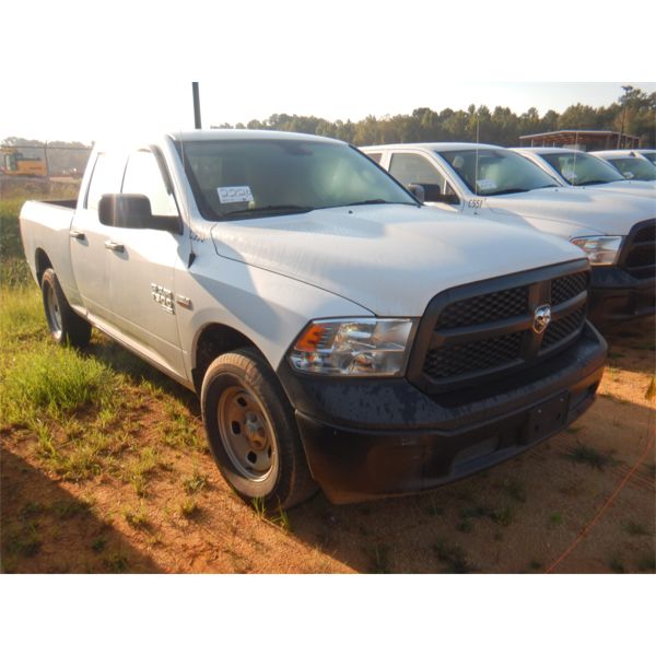 2019 RAM 1500 CLASSIC Pickup Truck