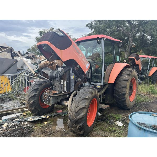 KUBOTA M108S Farm Tractor