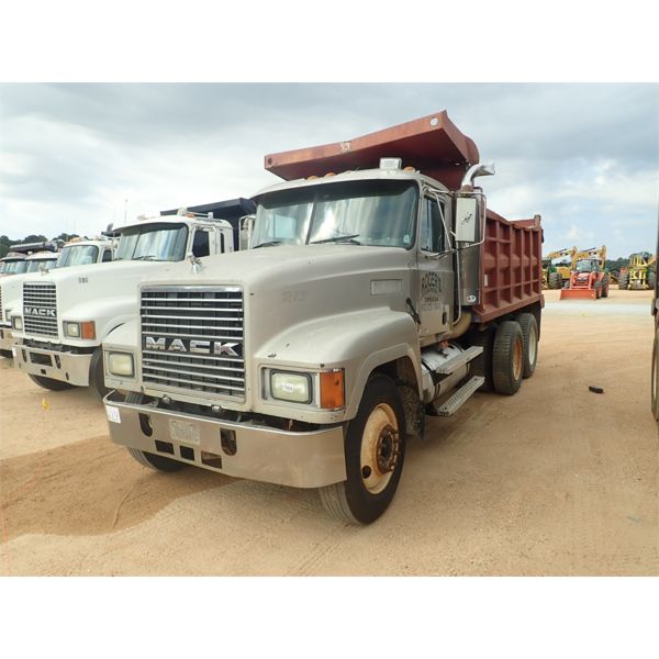 1999 MACK CH613 Dump Truck