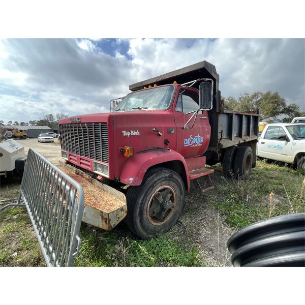 1989 GMC TOP KICK 7000 Dump Truck