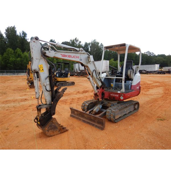 2015 TAKEUCHI TB230 Excavator - Mini