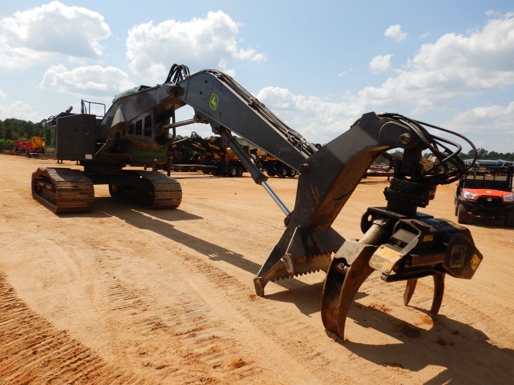 2020 JOHN DEERE 2156G XD LC TRACK Log Loader