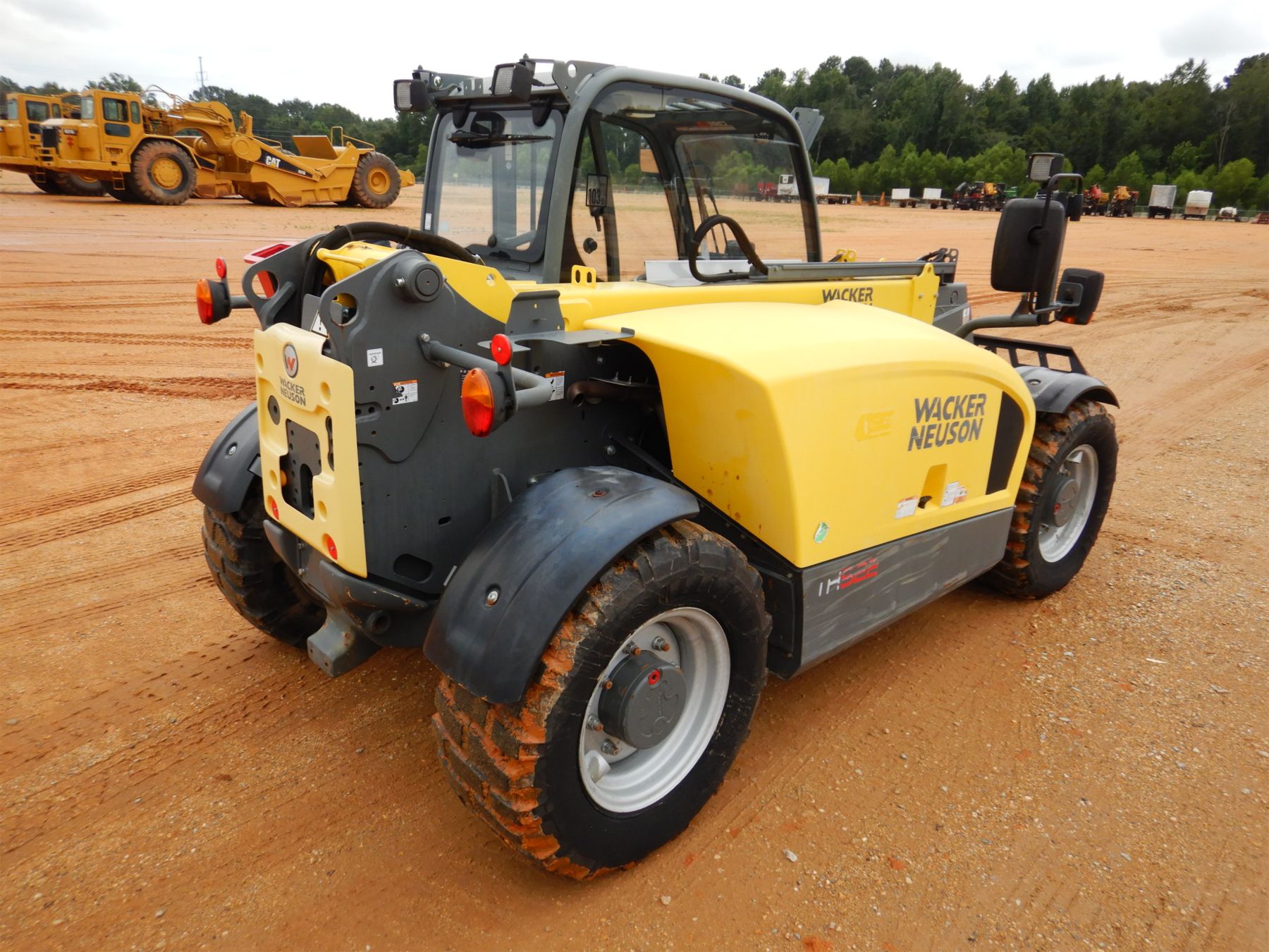 WACKER NEUSON TH522 Forklift - Telehandler - J.M. Wood Auction Company ...