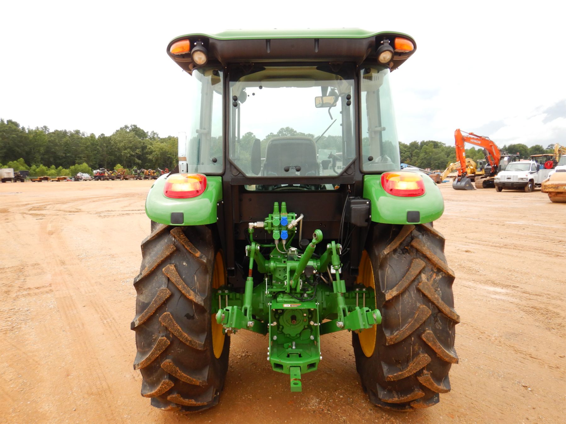 2020 JOHN DEERE 5090E Farm Tractor