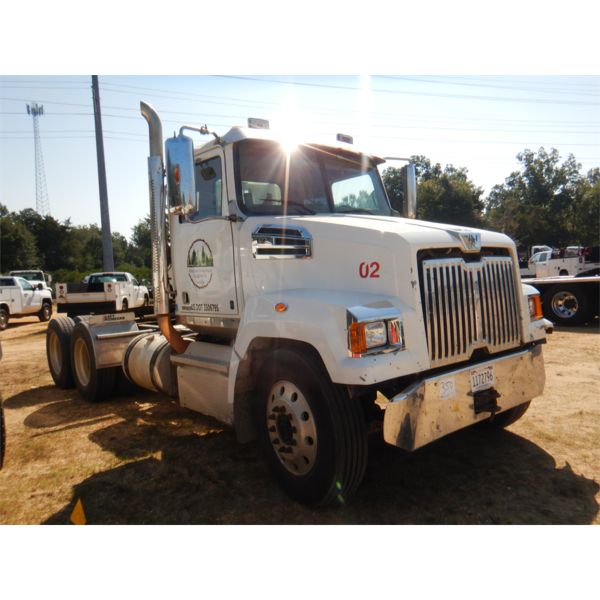 2015 WESTERN STAR 4700W Day Cab Truck
