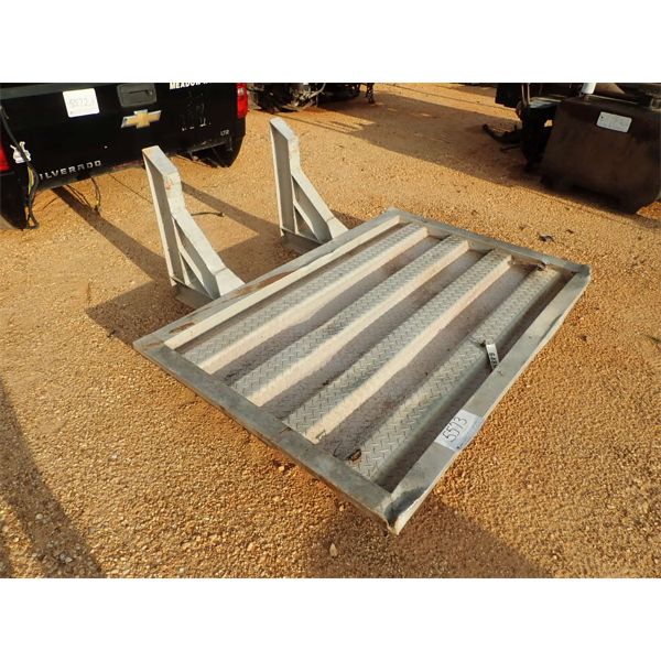 ALUMINUM HEADACHE RACK (A-1)