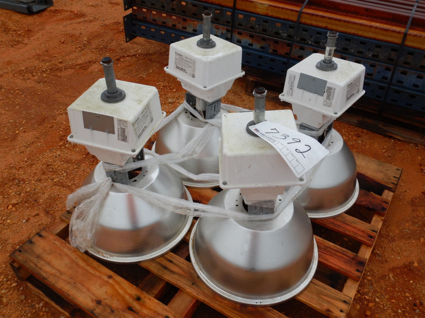 Halogen Light Rack (4) HALOGEN WAREHOUSE LIGHT FIXTURES - J.M. Wood Auction Company, Inc.