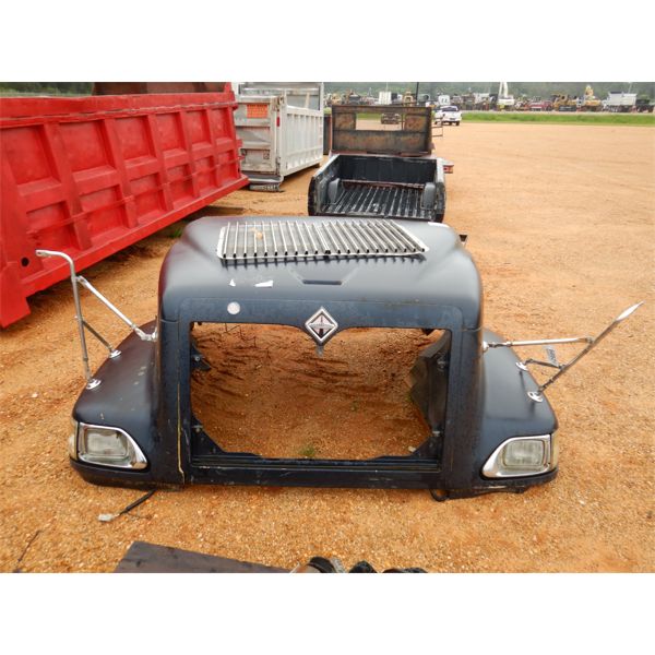 INTERNATIONAL TRUCK/TRACTOR HOOD (A1)	