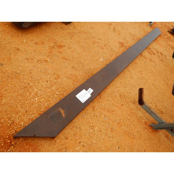 10" X 17' CHANNEL IRON (B9)	