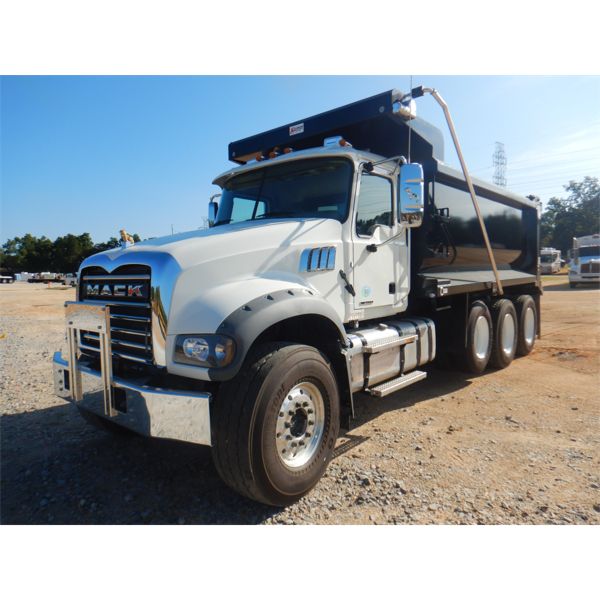 2022 MACK GR64F Dump Truck