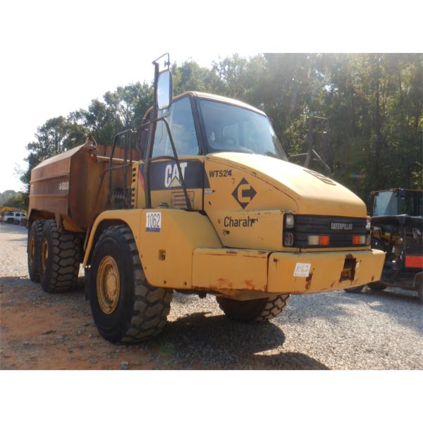 2012 CAT 725 Water Wagon