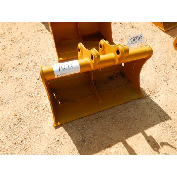 TERAN 36" CLEANOUT BUCKET