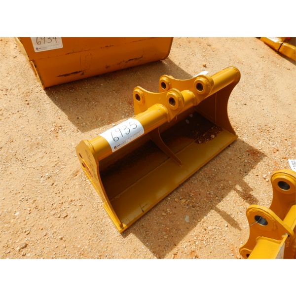 TERAN 42" CLEANOUT BUCKET