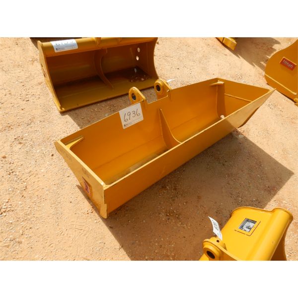 TERAN 60" CLEANOUT BUCKET