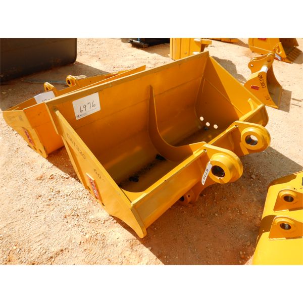 TERAN 60" CLEANOUT BUCKET