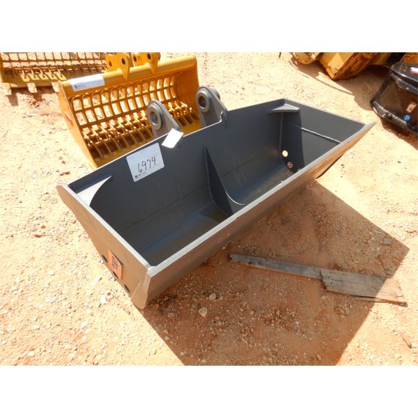 TERAN 60" CLEANOUT BUCKET
