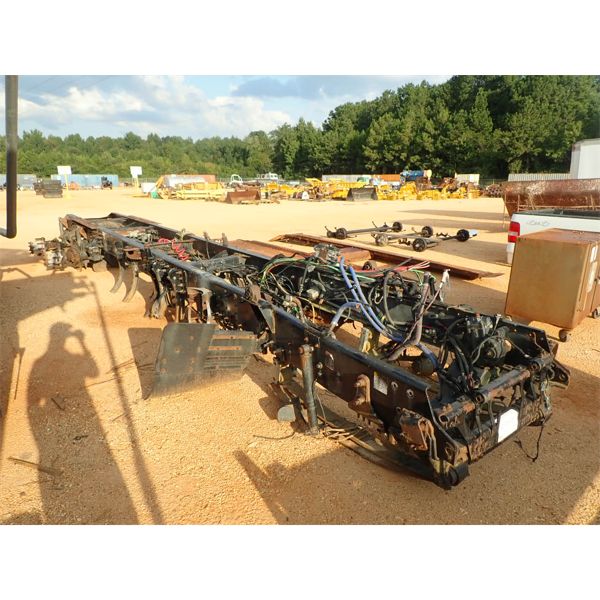 TRUCK/TRAILER FRAME W/DRIVE AXLE (A1)