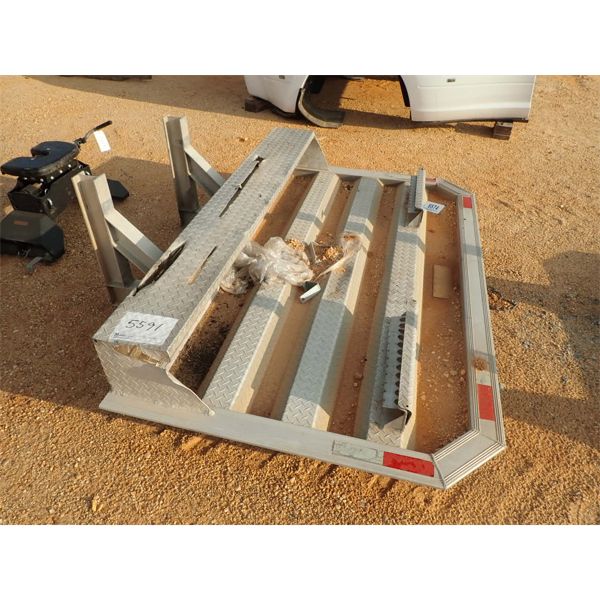 ALIMINUM HEADACHE RACK (A-1)