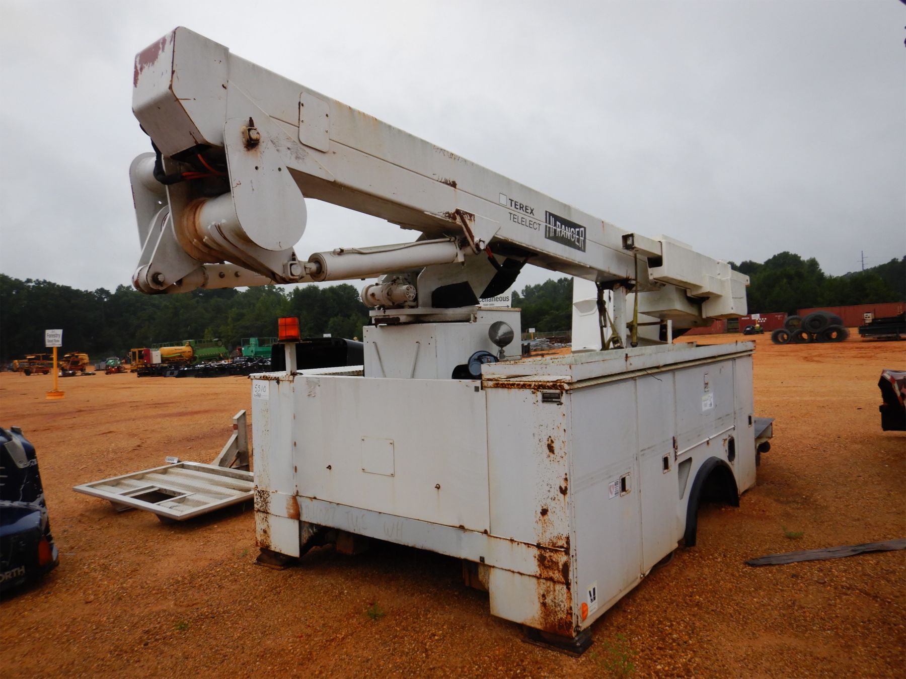 TEREX HI RANGER BUCKET TRUCK BED W/TOOL BOXES (A1)