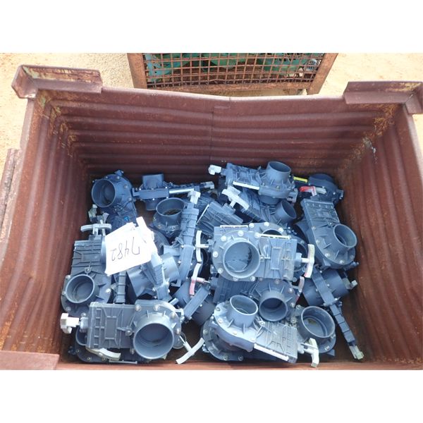 (1) BIN PVC FITTING (B-9)