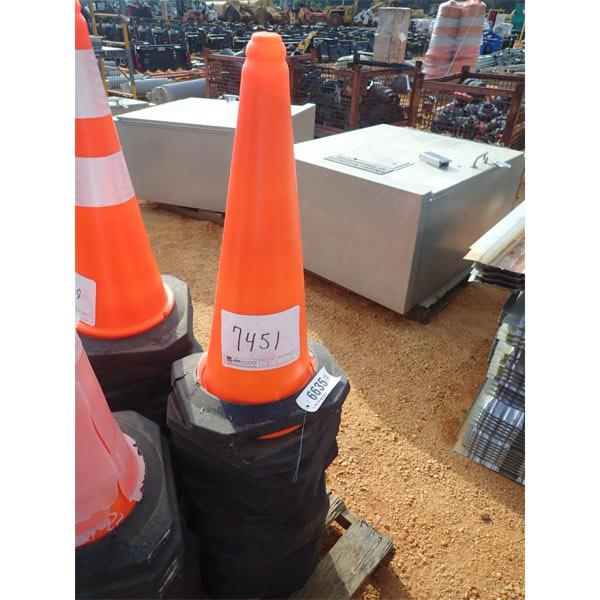(22) SAFETY CONES (B-9)