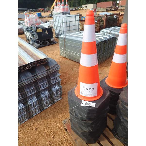 (19) SAFETY CONES (B-9)