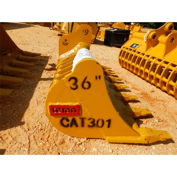 TERAN 36" SKELETON CLEANOUT BUCKET