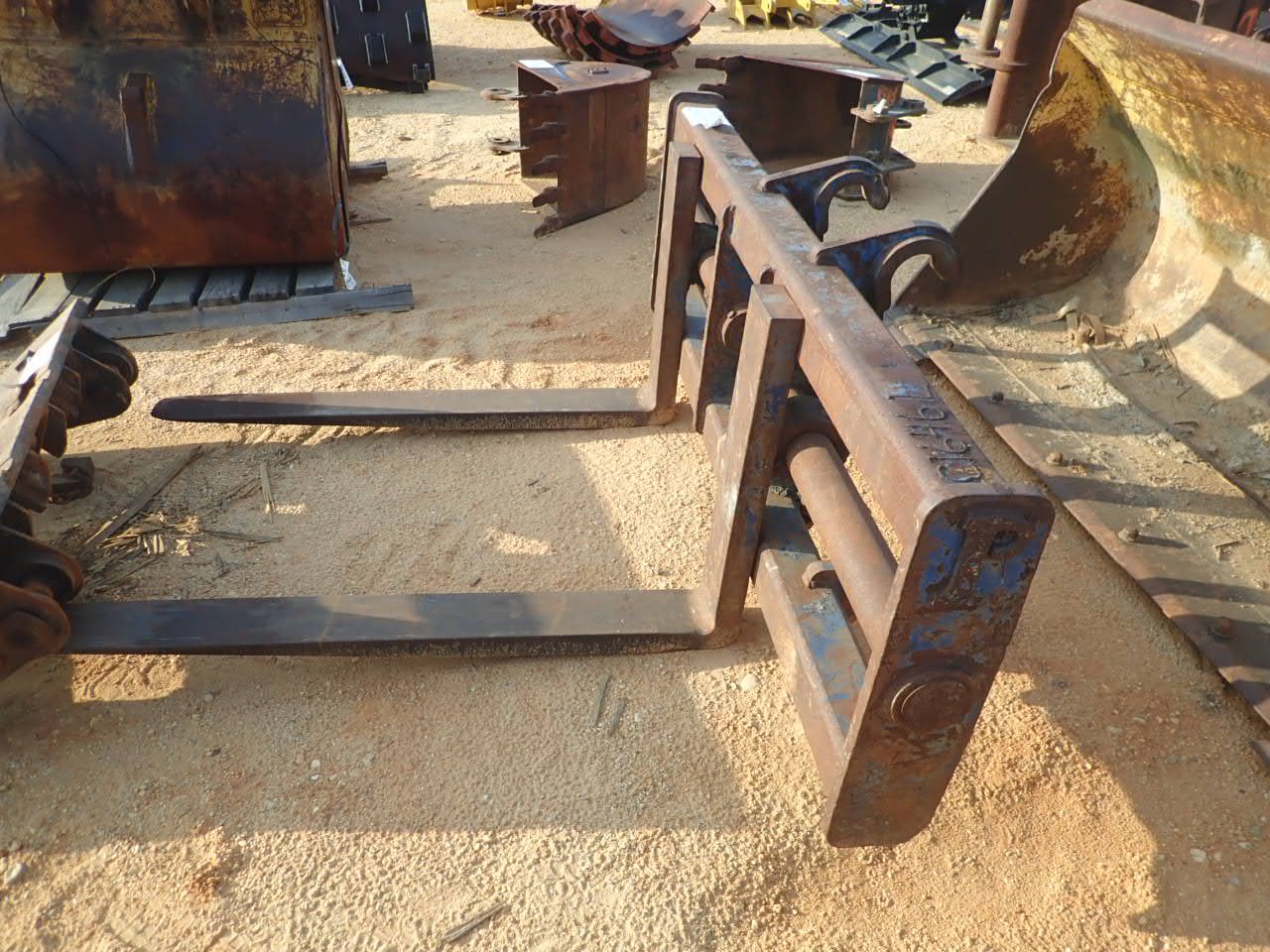 PEMBERTON FORK ASSY J.M. Wood Auction Company, Inc.