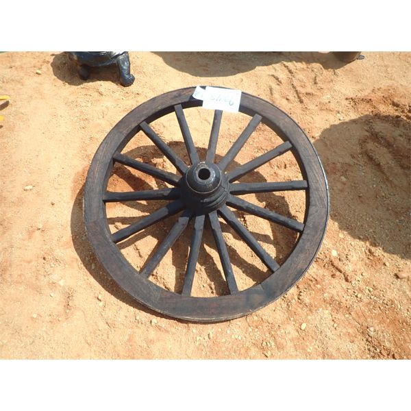 WOOD WAGON WHEEL (C-6)